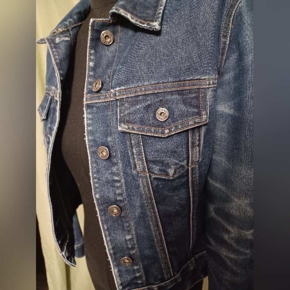 Gap Vintage Blue Faded Wash Iconic Trucker Denim Jean Jacket - Picture 2 of 11